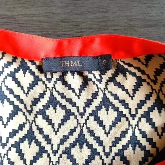 NWOT HTML Shirt - Picture 4 of 4